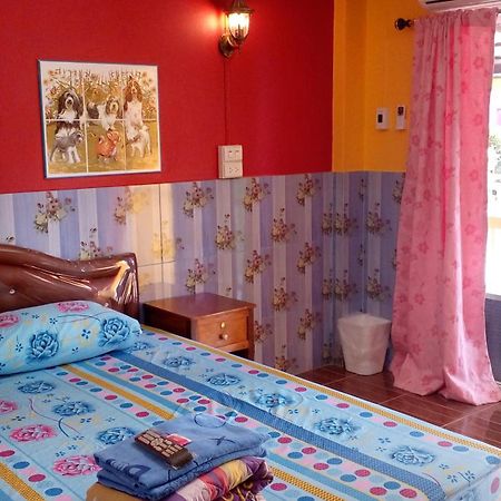 Rueangsrisiri Guesthouse 2 Сукотаи Номер фото
