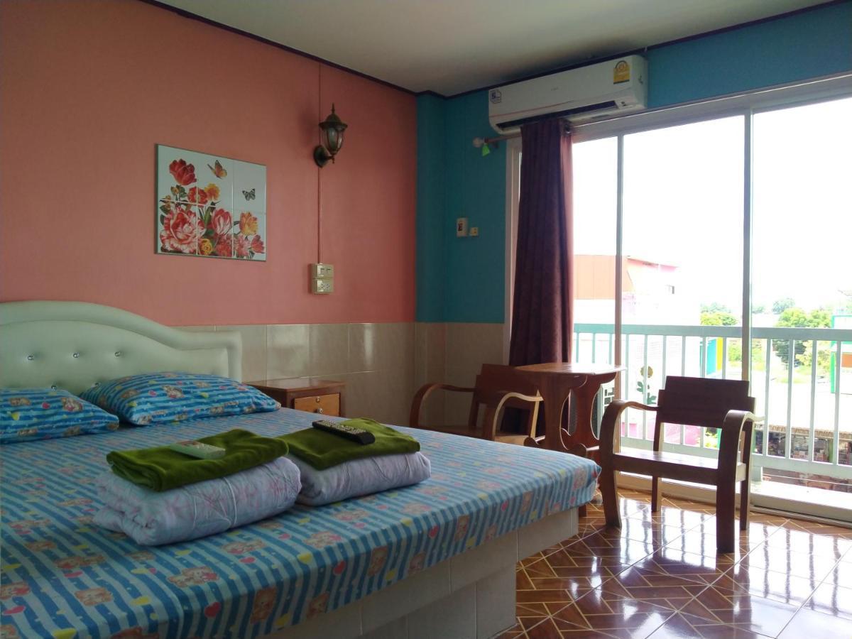 Rueangsrisiri Guesthouse 2 Сукотаи Экстерьер фото